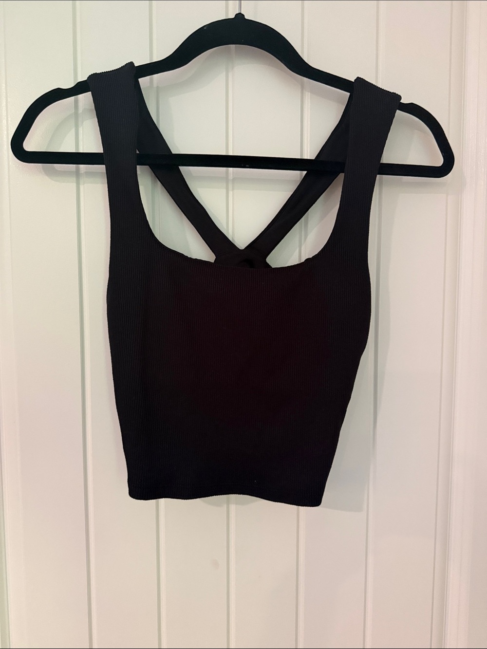 ALO Yoga Black Ribbed Crossback Crop Top